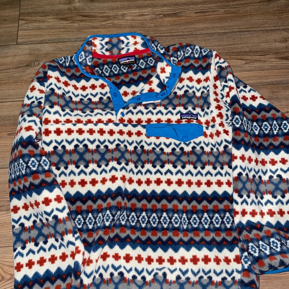 Women’s Patagonia fleece pullover